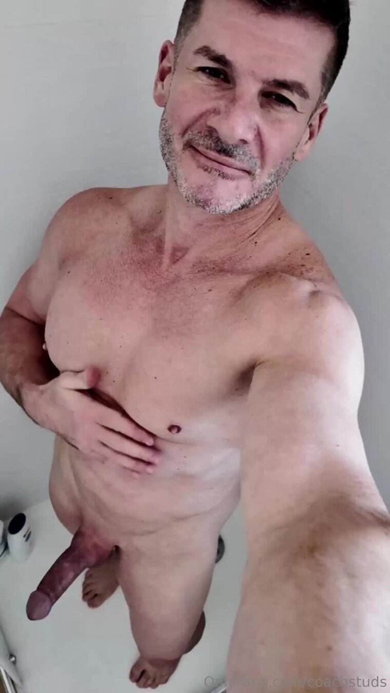 Coach Studs & @Coachstuds: Bulging Biceps Showdown